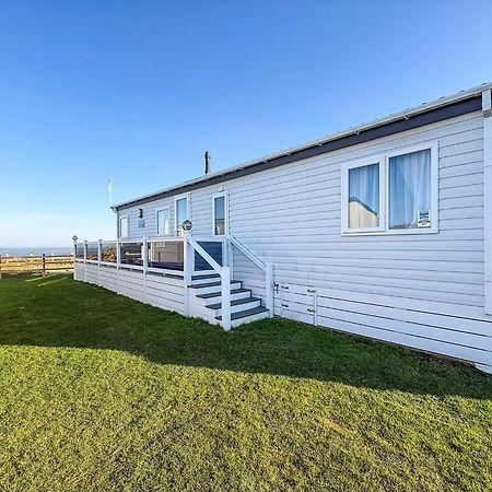 Stunning 6 Berth Lodge With Full Sea Views In Suffolk Ref 68007Cr Lowestoft Exteriér fotografie